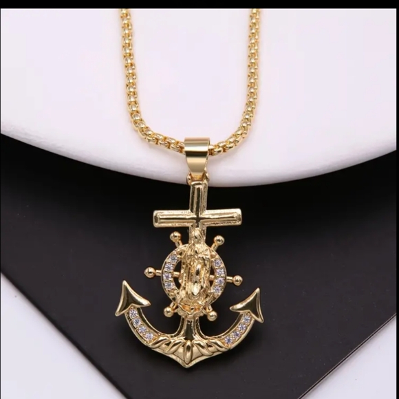 GOLD OR SILVER ANCHOR NECKLACE - Picture 6 of 9